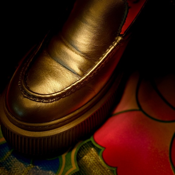 LÄST Black Leather Lug Sole Women’s Loafer size 7-Fall Preppy Trend - Picture 3 of 7